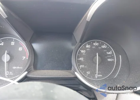 2017 Alfa Romeo Giulia Rwd z USA, uszkodzony, nr VIN ZARFAEBN9H7554711